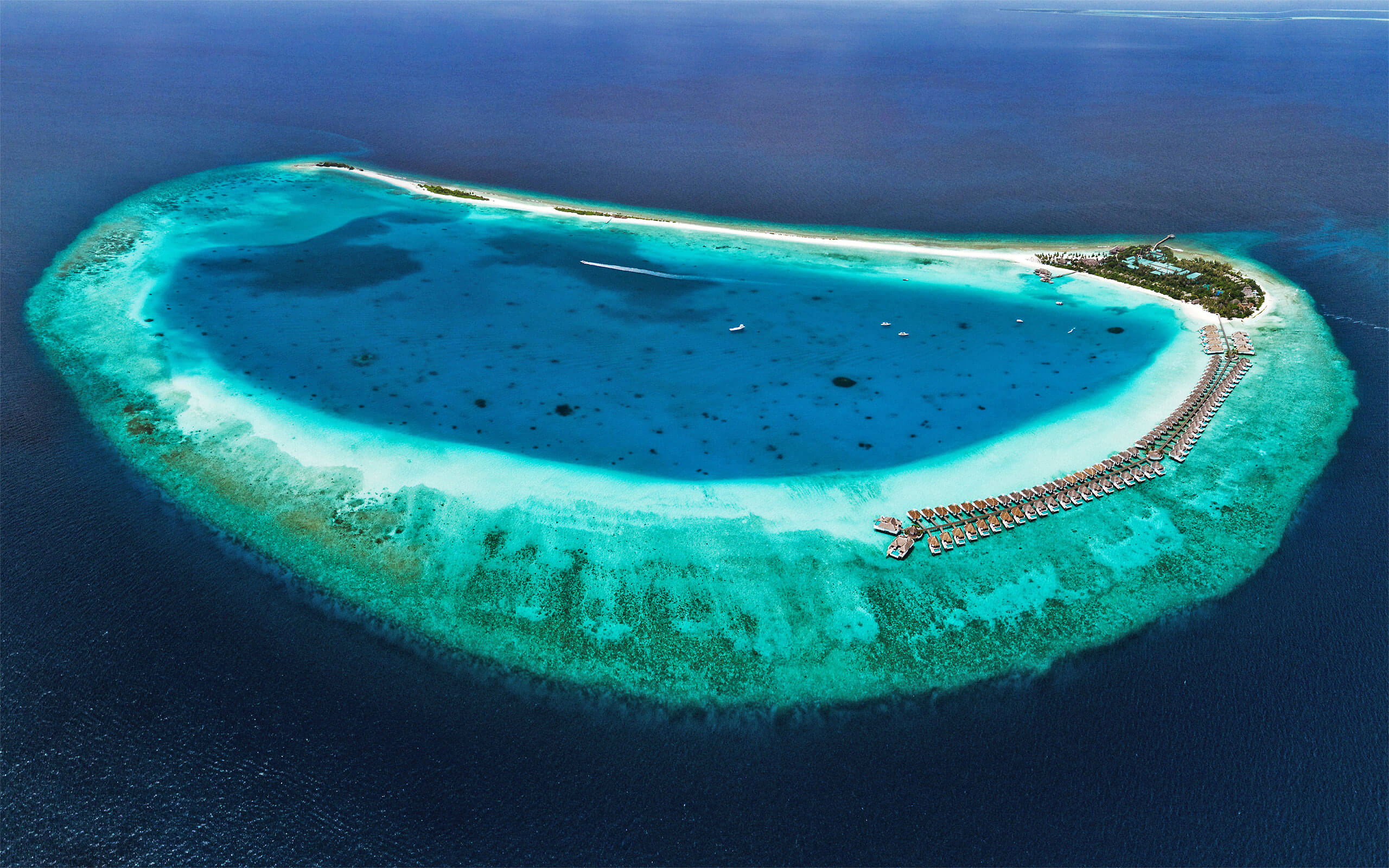 18 Maldivas.